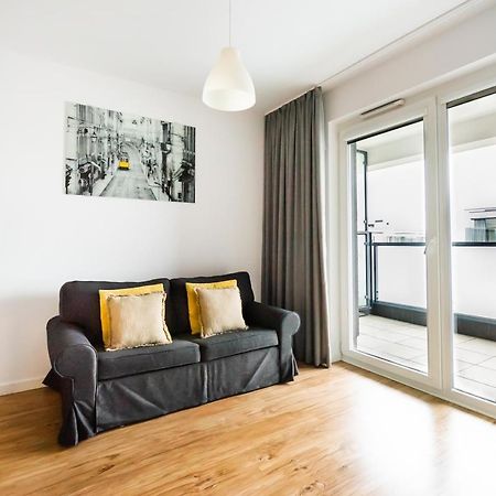 Magazynowa Exclusive Amber Apartment وارسو المظهر الخارجي الصورة