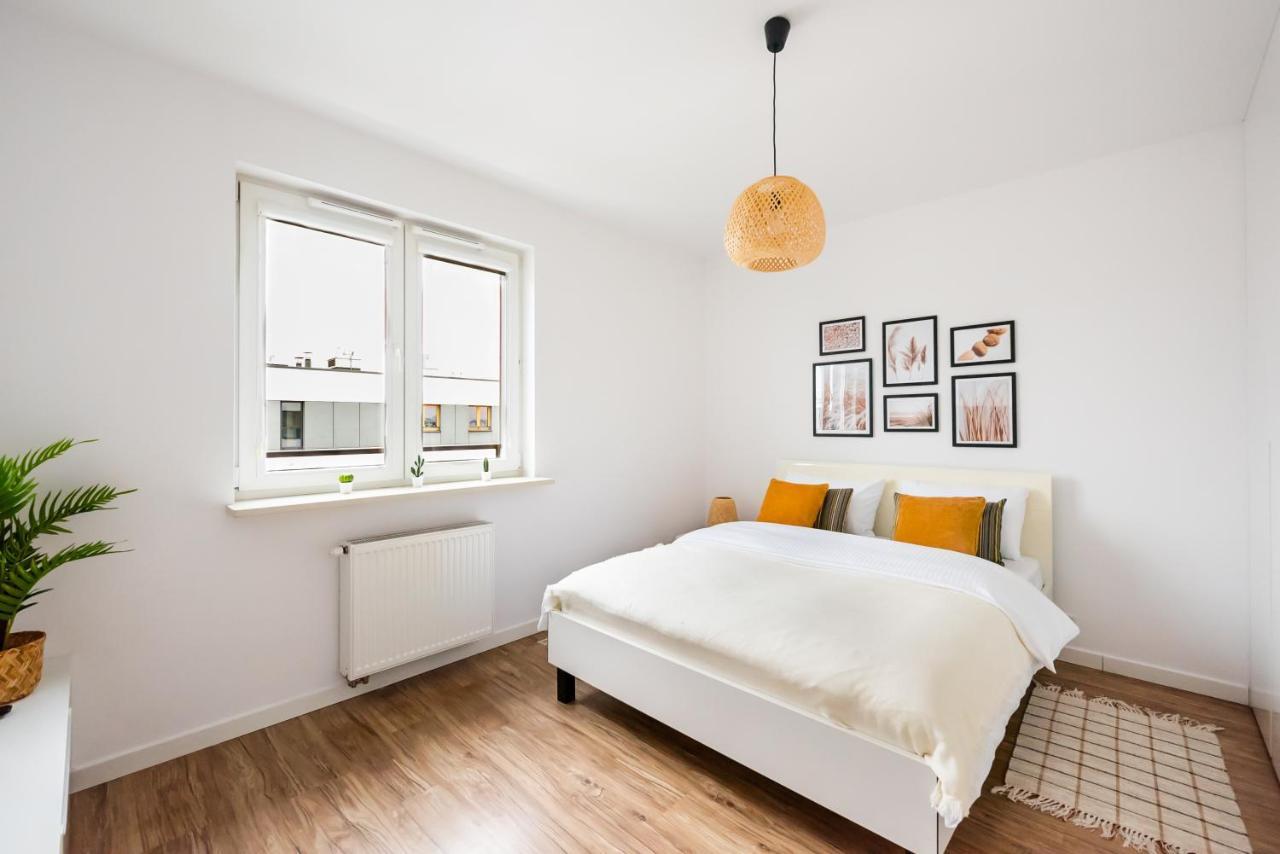 Magazynowa Exclusive Amber Apartment وارسو المظهر الخارجي الصورة